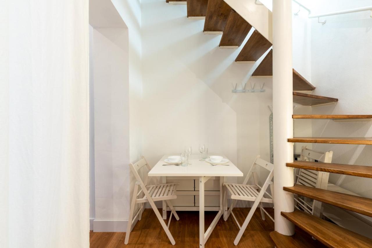 Holi-Rent Gonzalez Cuadrado Apartment Seville Exterior photo