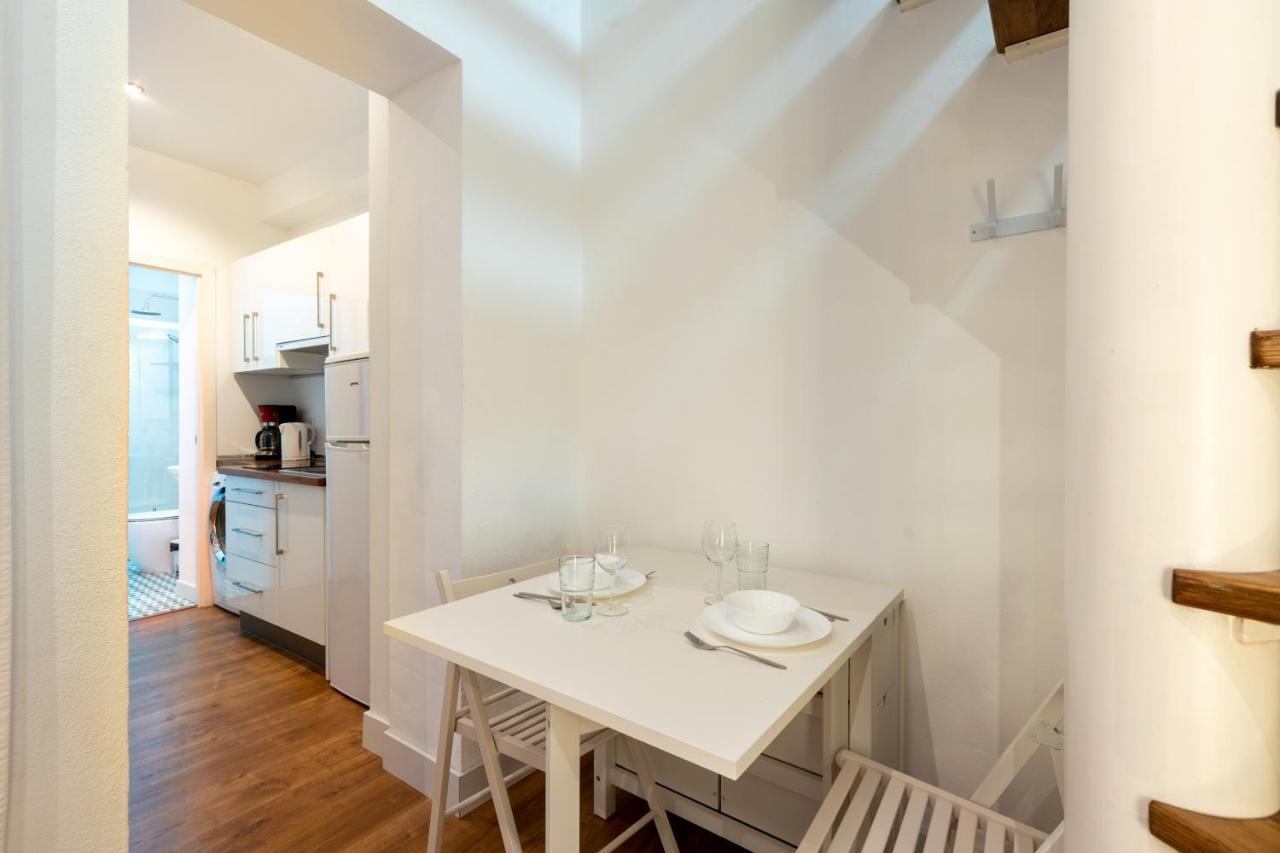 Holi-Rent Gonzalez Cuadrado Apartment Seville Exterior photo